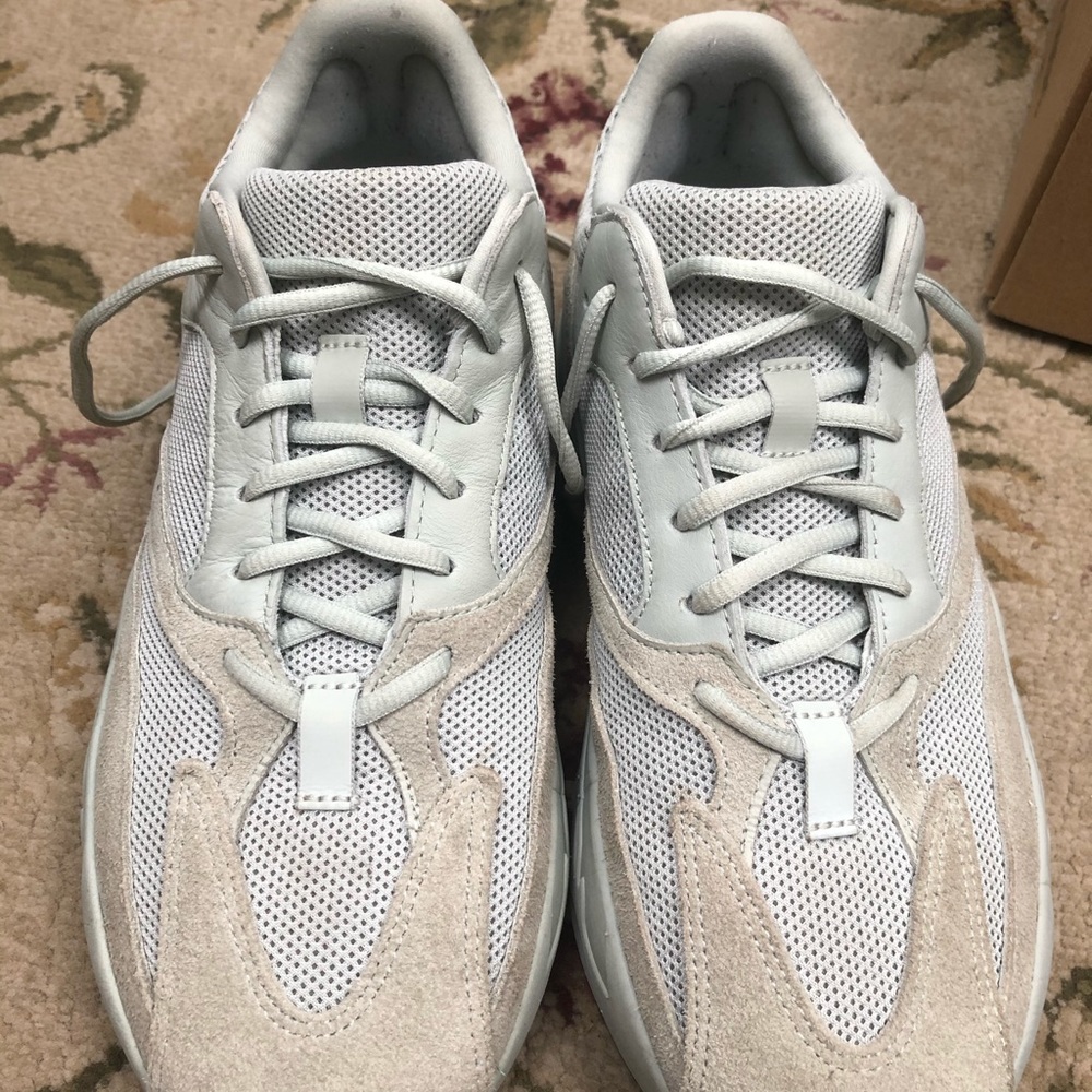 Yeezy 700 Salt